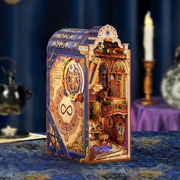 Magical Library w/ Dust Cover - 3D Miniature Scene