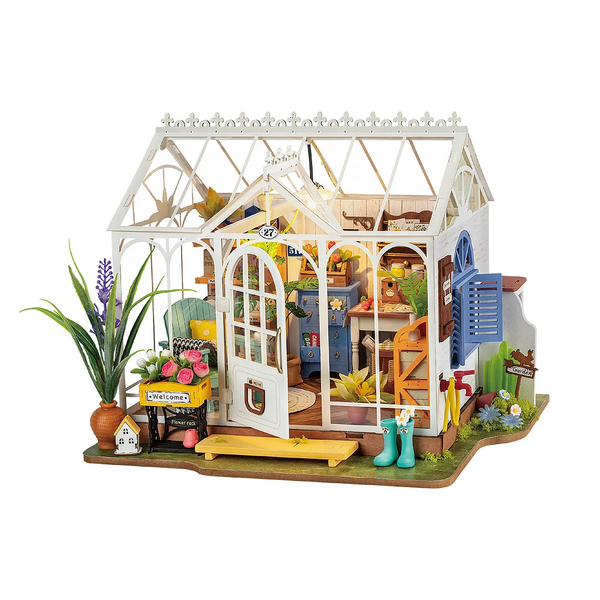 Dreamy Garden House - 3D Miniature Scene