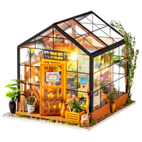 Cathy's Flower House - 3D Miniature Scene